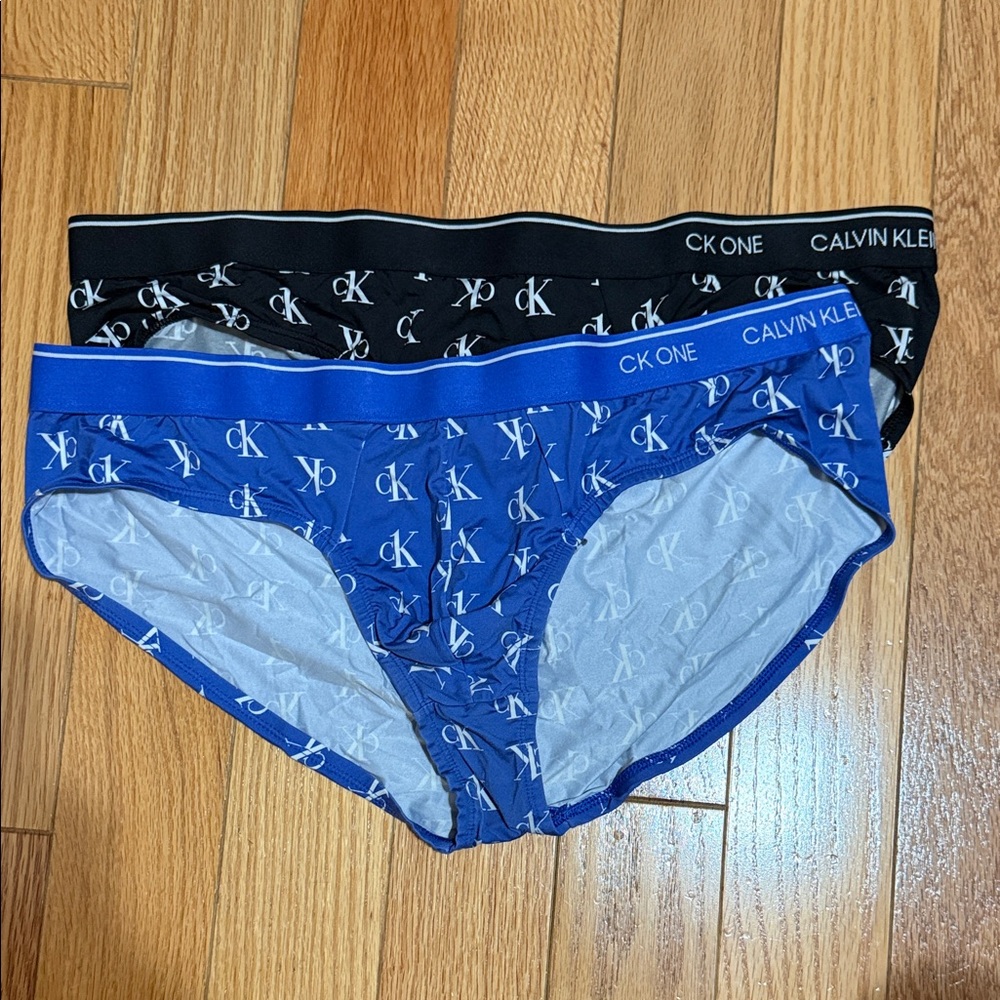 Calvin Klein CK One Briefs - Black and Blue
